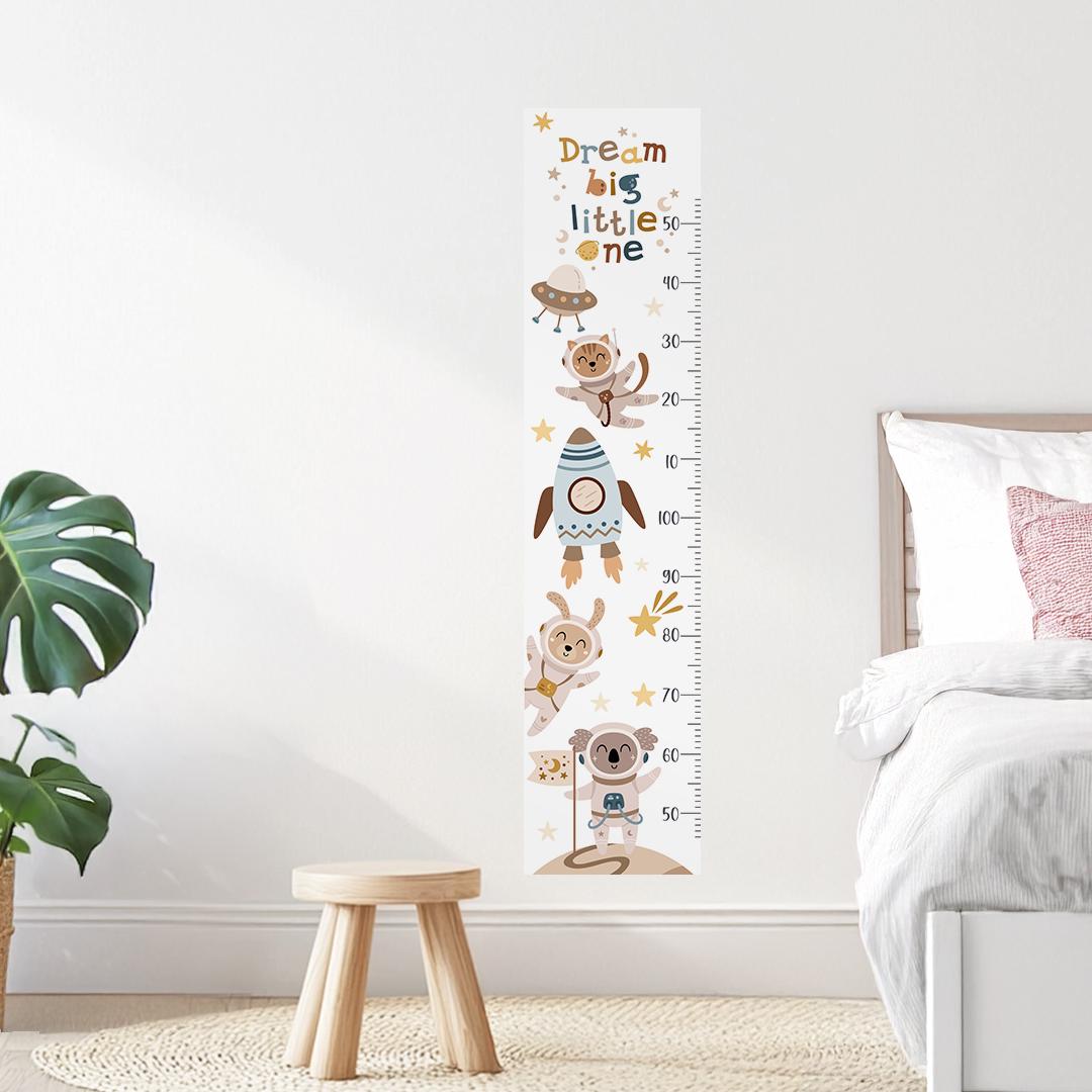 Autocollants muraux pour tableau de croissance spatial – Décoration de chambre d'enfant galaxie avec fusées, étoiles et animaux astronautes, autocollants réutilisables et sûrs pour chambre d'enfant